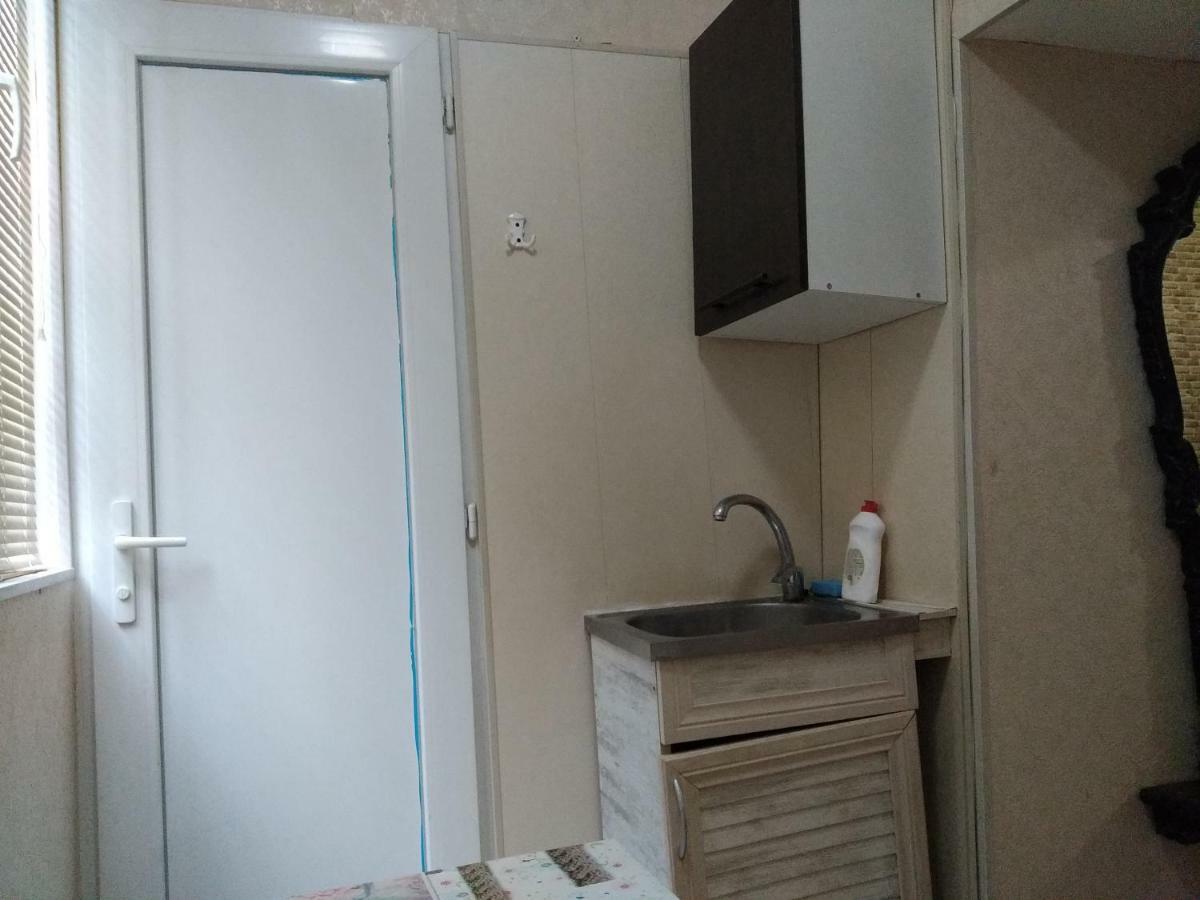 Apartamento Sani Tiflis Exterior foto